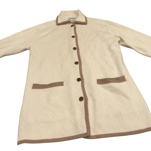 Neiman Marcus Cashmere Button Front Cardigan Sweater | Cream/Tan | Size L - Picture 3 of 7